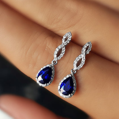 Diamant und Tropfen Saphir Ohrhänger in 585er 14 Karat Weissgold - handgefertigter Diamantschmuck aus Feingold | Sirius Diamant