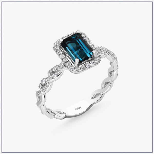Entourage diamond ring