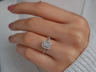 0.20 carat diamond Solyaris ring
