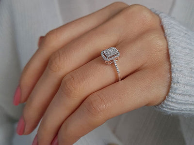 0.20 carat diamond Solyaris ring