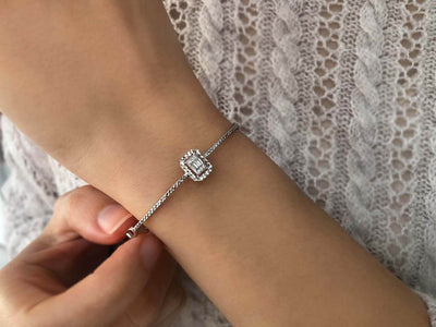 0.50 carat baguette diamond effect bracelet