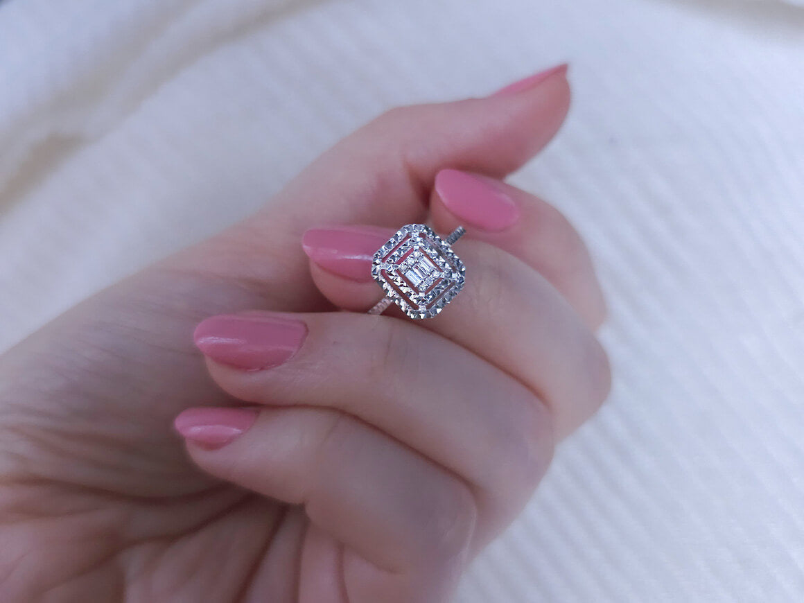 0.50 carat diamond effect baguette ring in white gold