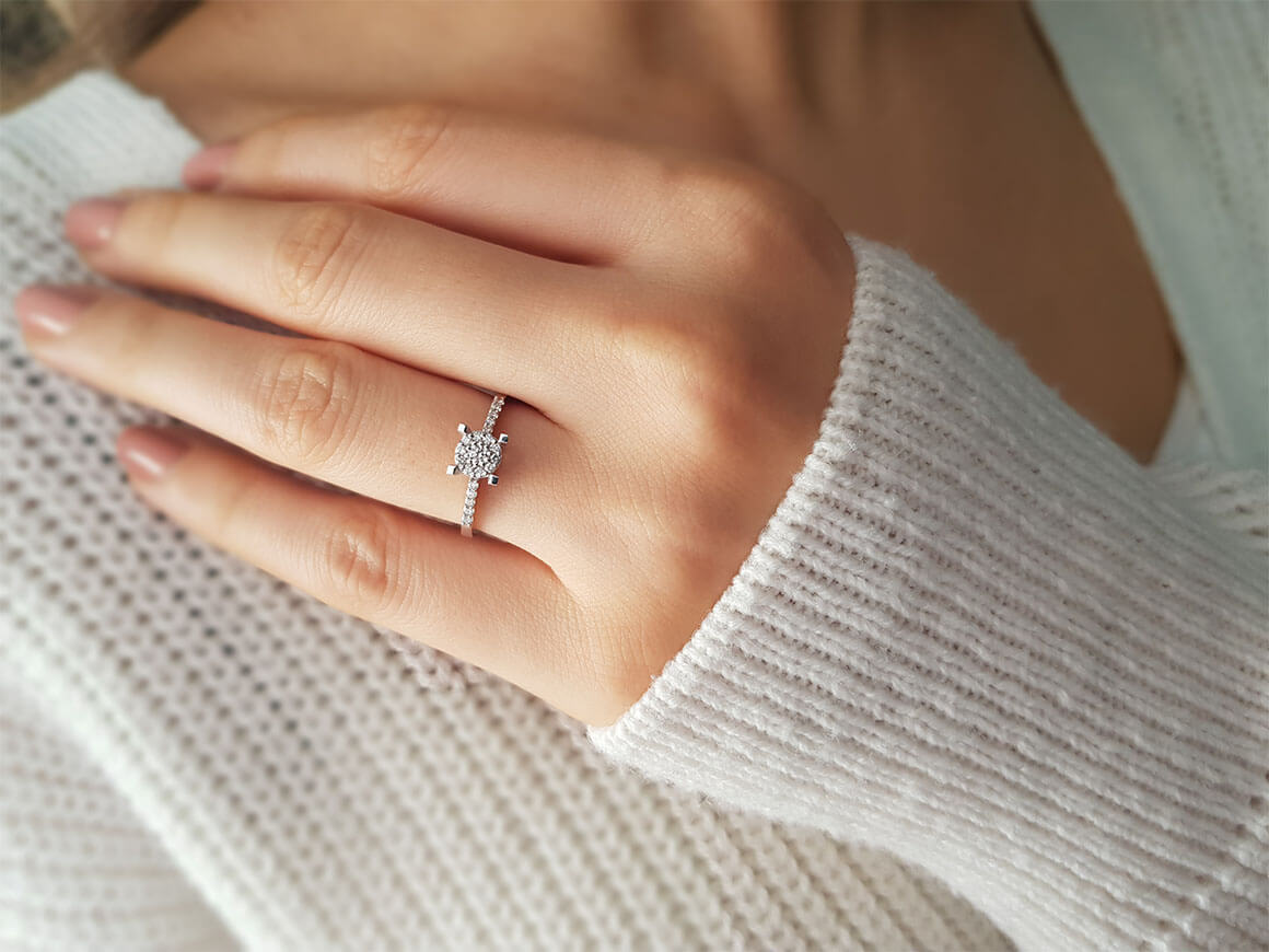 Bague solitaire en diamant effet 0,50 carat