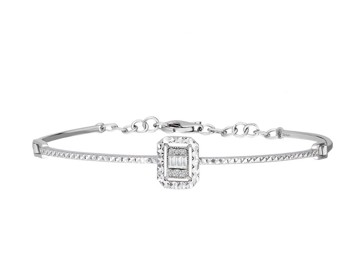 0.50 carat baguette diamond effect bracelet