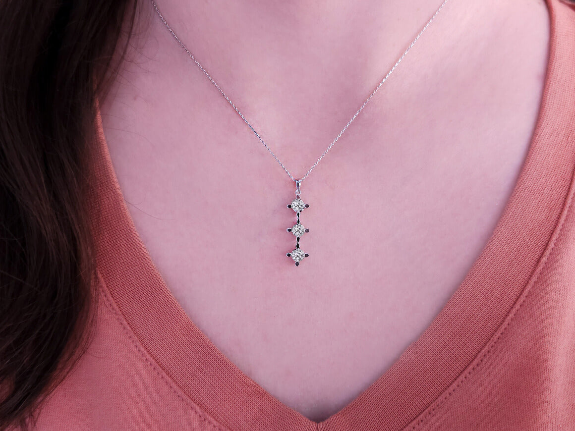 Large Tria necklace with 1 carat diamonds