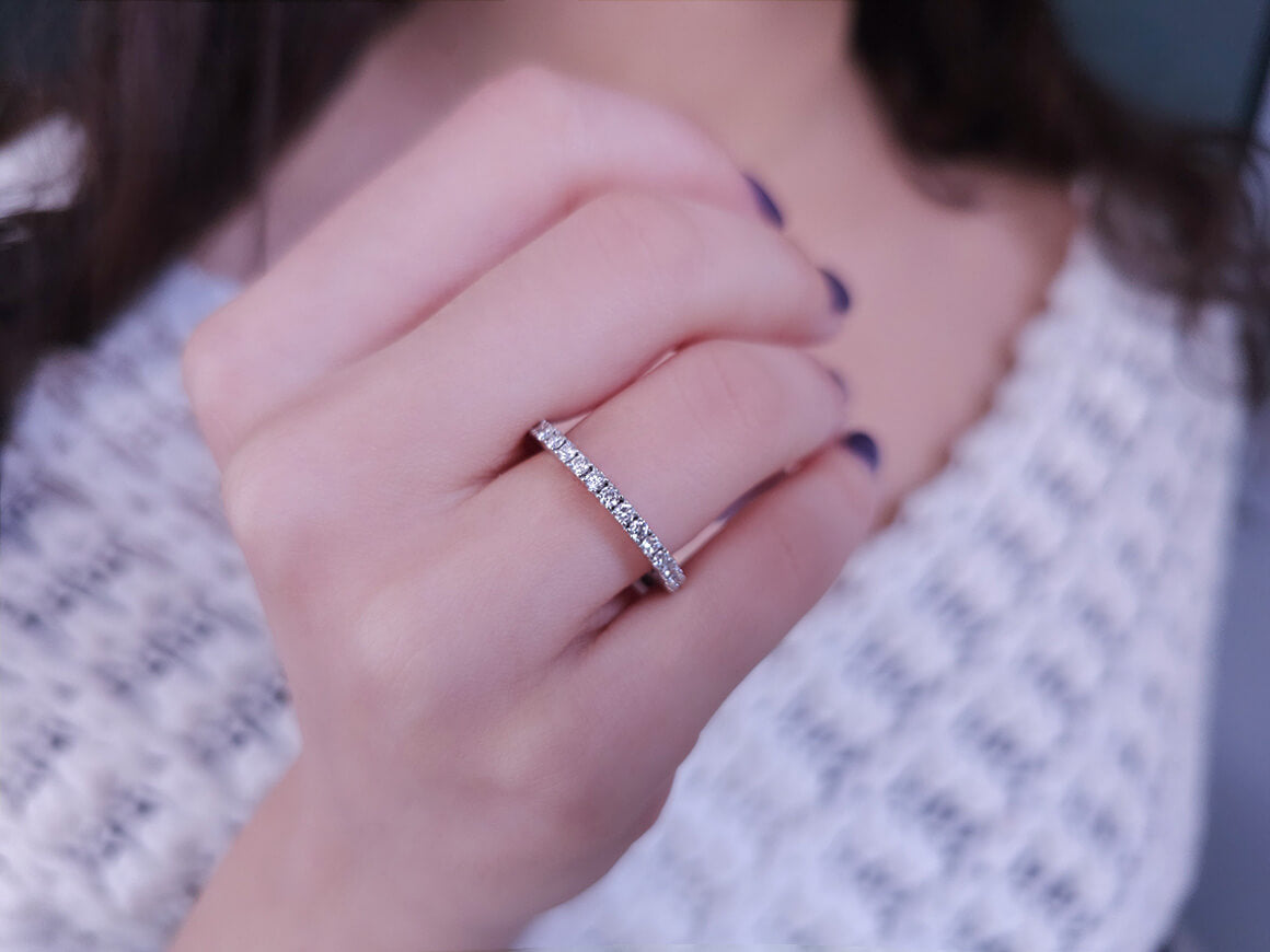 Alliance tout autour en diamant de 1 carat
