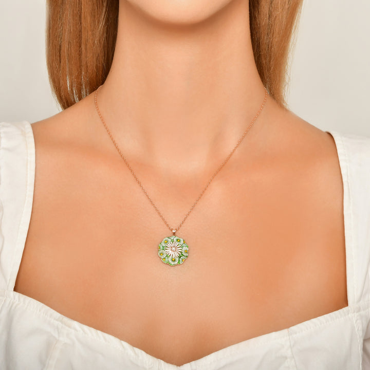 daisy necklace