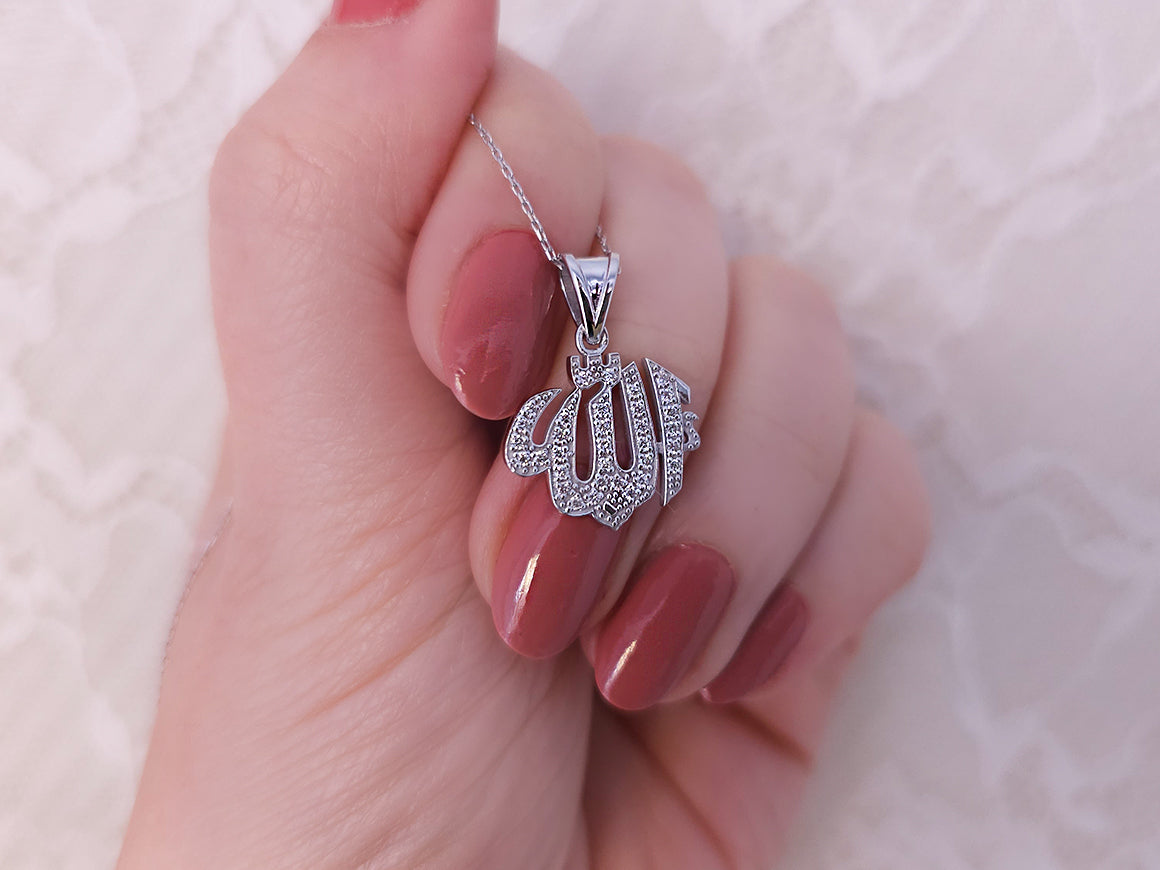 Collier avec inscription « Allah » en or blanc 585 14 carats et diamant de 0,19 carat