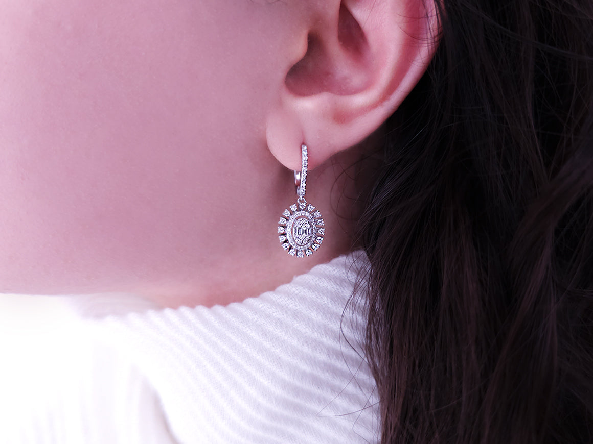 Baguette-Diamant-Helia-Ohrringe - handgefertigter Diamantschmuck aus Feingold | Sirius Diamant