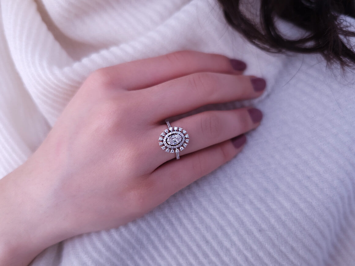 Baguette Diamond Helia Ring