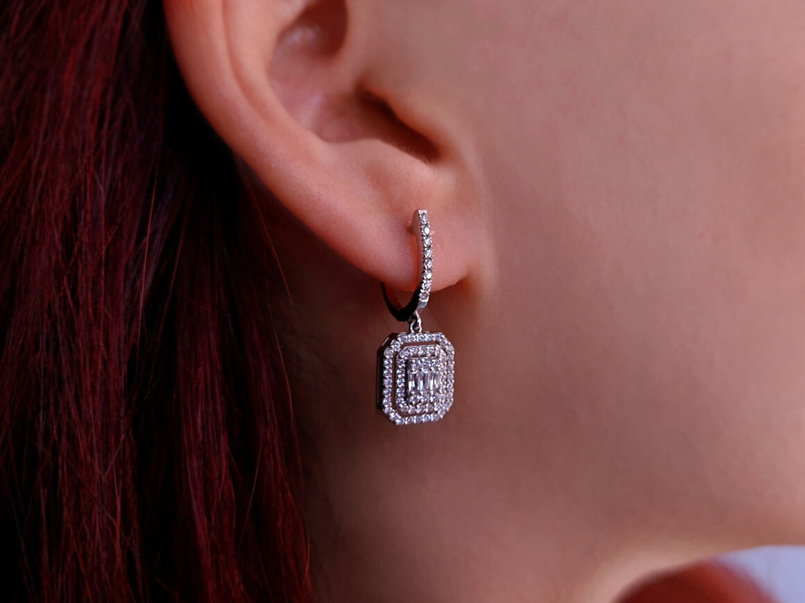 F Color 1.05 Carat Baguette Diamond Dangle Earrings