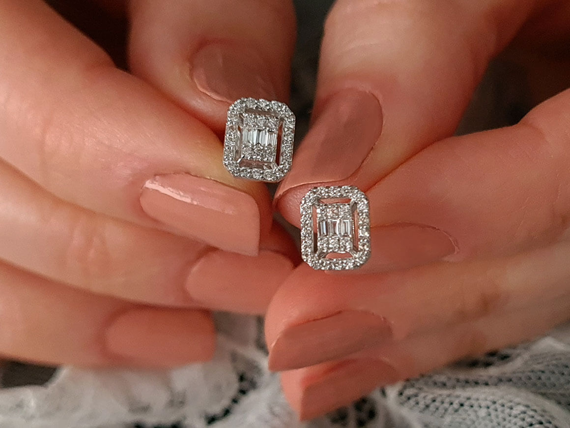 0,27 Carat Baguette Diamant Ohrringe - handgefertigter Diamantschmuck aus Feingold | Sirius Diamant