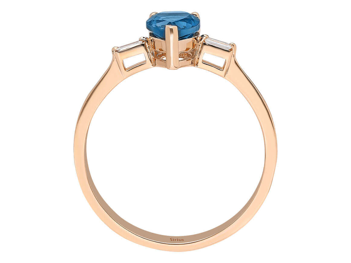 Baguette Diamant und London Blauer Topas Ring - handgefertigter Diamantschmuck aus Feingold | Sirius Diamant