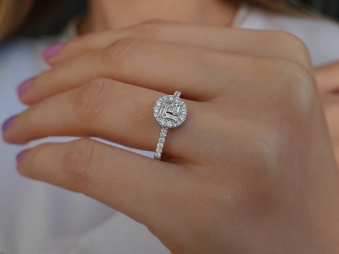 0.46 carat baguette diamond ring