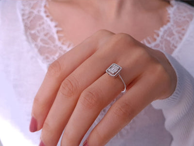 0.31 carat baguette diamond ring