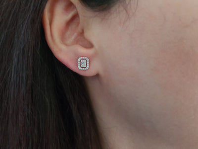 0.27 Carat Baguette Diamond Earrings