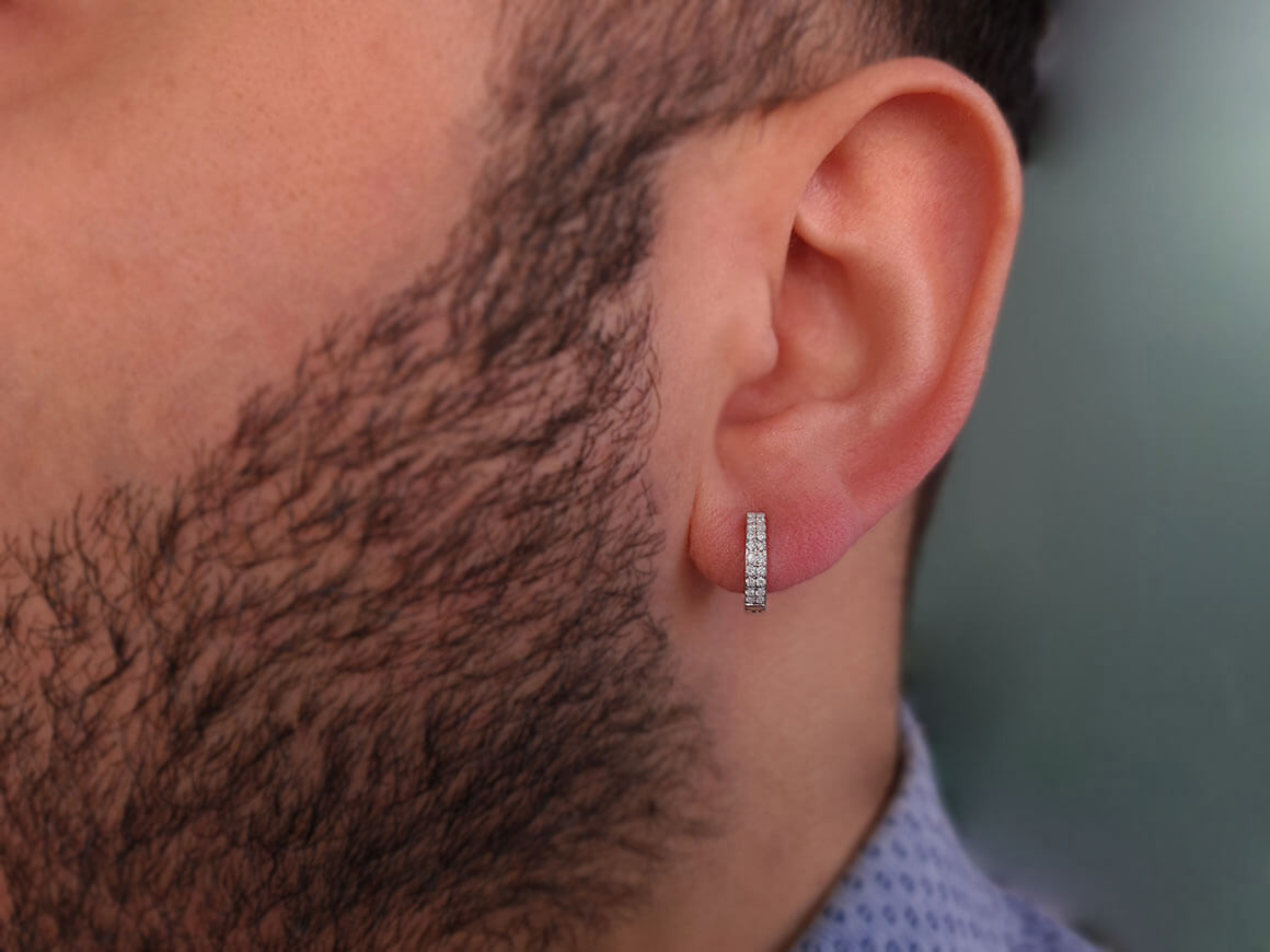 0,10 Gesamtkarat Diamant Herren Creolen in 585er 14 K Weissgold - handgefertigter Diamantschmuck aus Feingold | Sirius Diamant