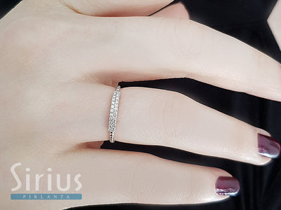 Bague demi-ronde à deux rangs de diamants en or blanc 585 14 carats