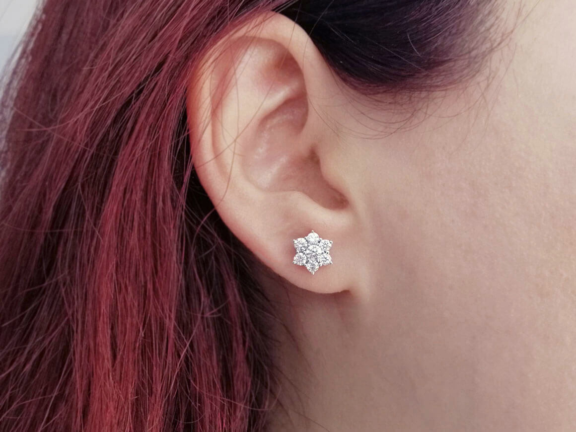 Diamant Ascella Stern Ohrringe in 585 er 14 Karat Weissgold - handgefertigter Diamantschmuck aus Feingold | Sirius Diamant
