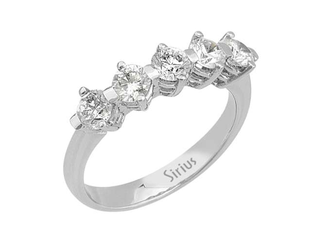 1,32 Karat Diamant 5 Diamanten Allianz - handgefertigter Diamantschmuck aus Feingold | Sirius Diamant