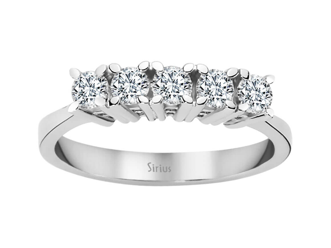 0,55 Karat Diamant 5 Diamanten Allianz - handgefertigter Diamantschmuck aus Feingold | Sirius Diamant