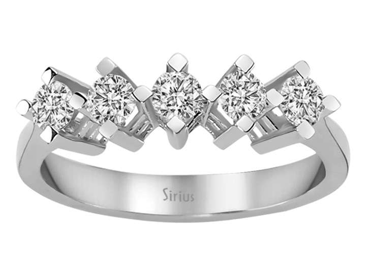 0,57 Karat Diamant 5 Diamanten Allianz - handgefertigter Diamantschmuck aus Feingold | Sirius Diamant