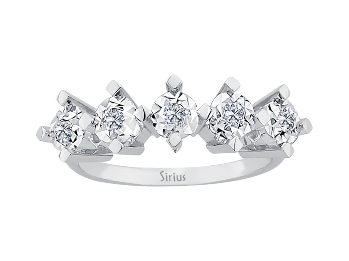 1,00 Carat Effekt Diamant 5 Diamanten Allianz - handgefertigter Diamantschmuck aus Feingold | Sirius Diamant