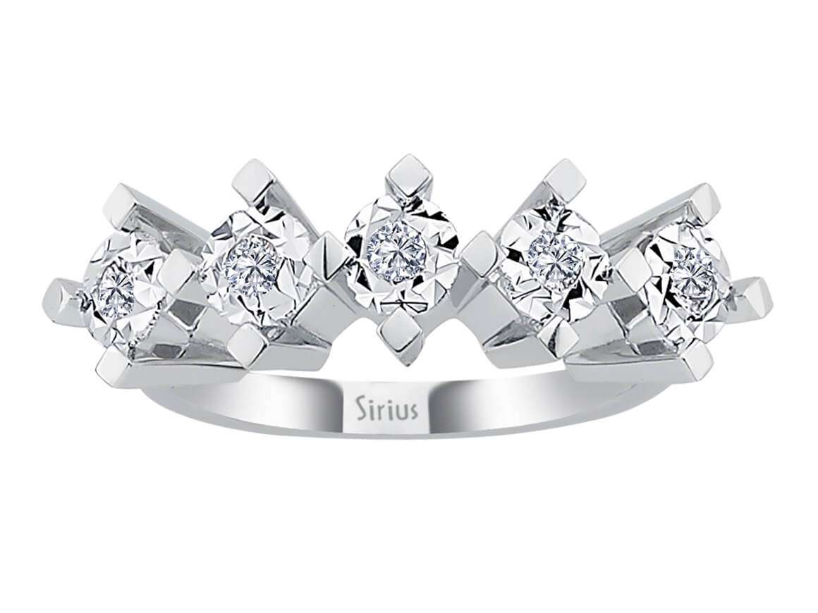 1,50 Carat Effekt Diamant 5 Diamanten Allianz - handgefertigter Diamantschmuck aus Feingold | Sirius Diamant