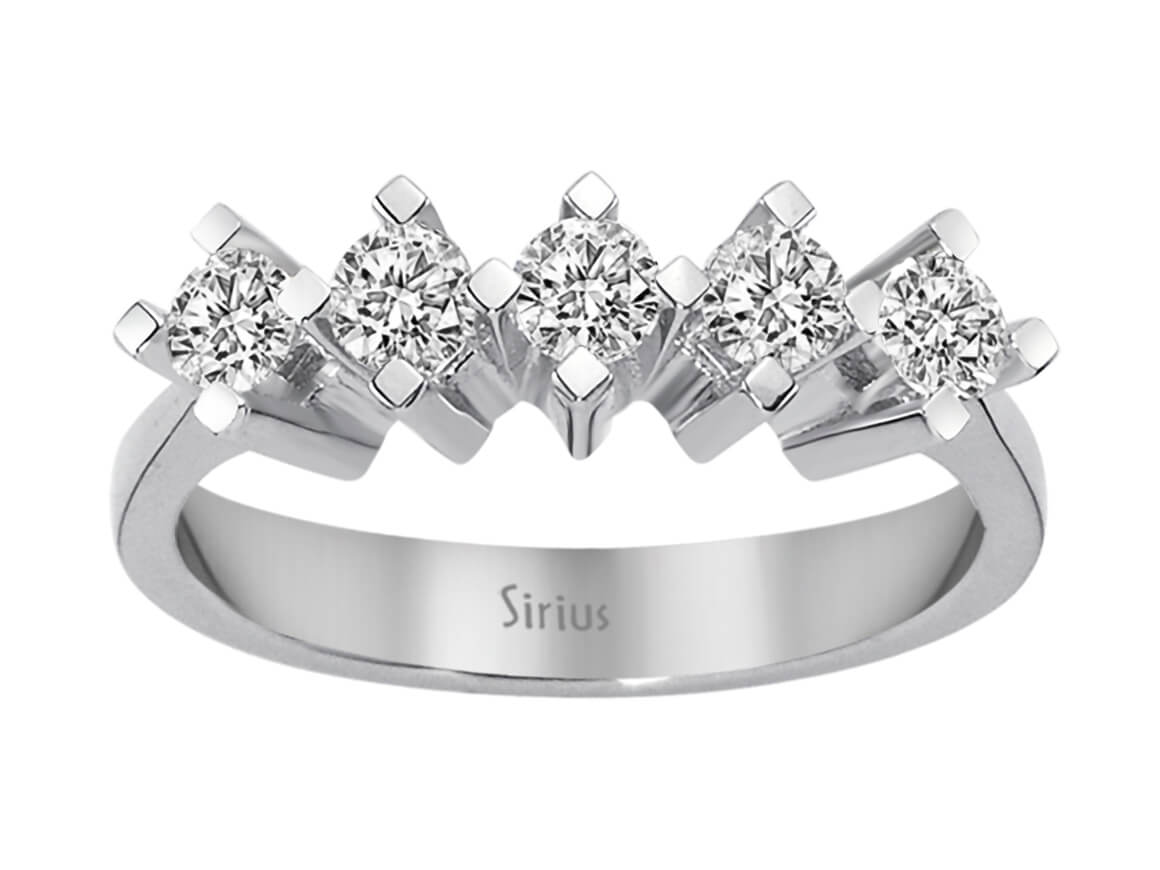 0,74 Karat Diamant 5 Diamanten Allianz - handgefertigter Diamantschmuck aus Feingold | Sirius Diamant