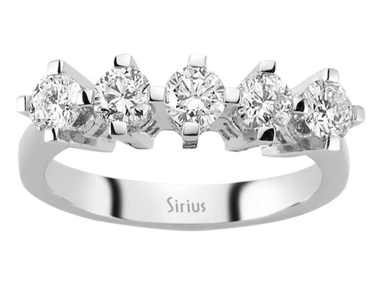 0,94 Karat Diamant 5 Diamanten Allianz - handgefertigter Diamantschmuck aus Feingold | Sirius Diamant