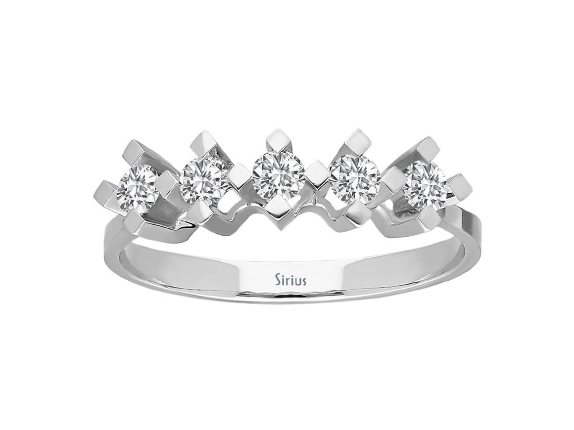 0,35 Carat 5 Diamanten Allianz – handgefertigter Diamantschmuck aus Feingold | Sirius Diamant