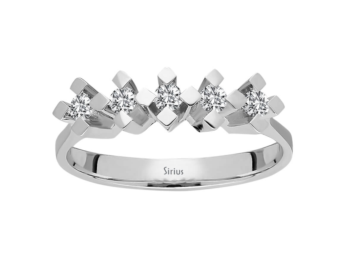 0,22 Carat 5 Diamanten Allianz - handgefertigter Diamantschmuck aus Feingold | Sirius Diamant