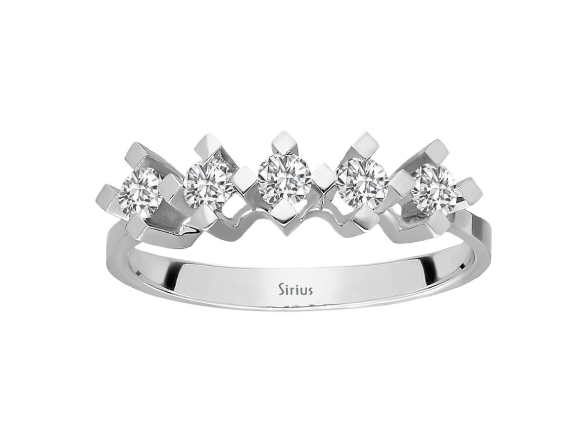 0,40 Carat 5 Diamanten Allianz – handgefertigter Diamantschmuck aus Feingold | Sirius Diamant