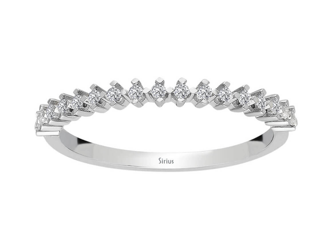 0,14 Karat Diamant halbrundum Allianz - handgefertigter Diamantschmuck aus Feingold | Sirius Diamant