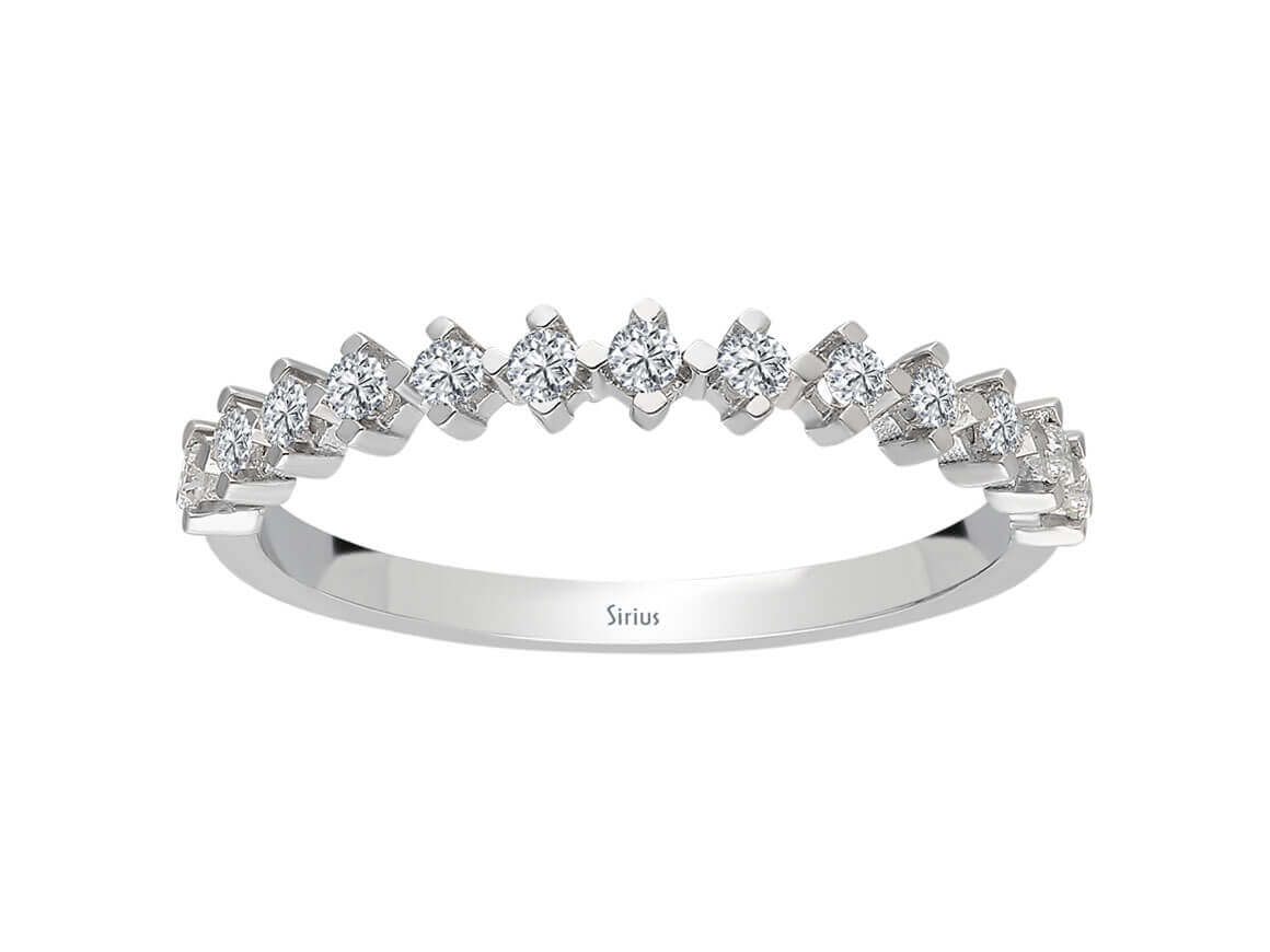 0,20 Karat Diamant halbrundum Allianz – handgefertigter Diamantschmuck aus Feingold | Sirius Diamant
