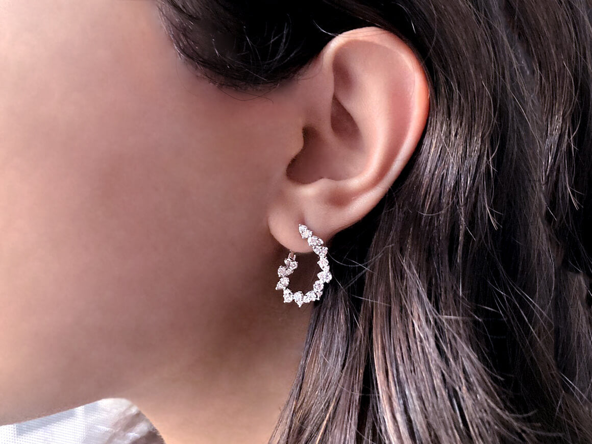 1,17 Carat Diamant Creolen in 585er 14 Karat Weißgold - handgefertigter Diamantschmuck aus Feingold | Sirius Diamant