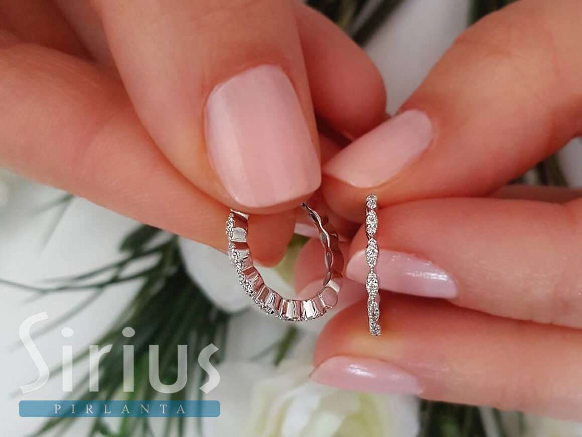 0.20 carat diamond hoop earrings in 333 8 carat white gold