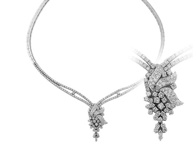 Collier en or blanc 585 14 carats avec motif raisin et diamants d'un total de 4,50 carats