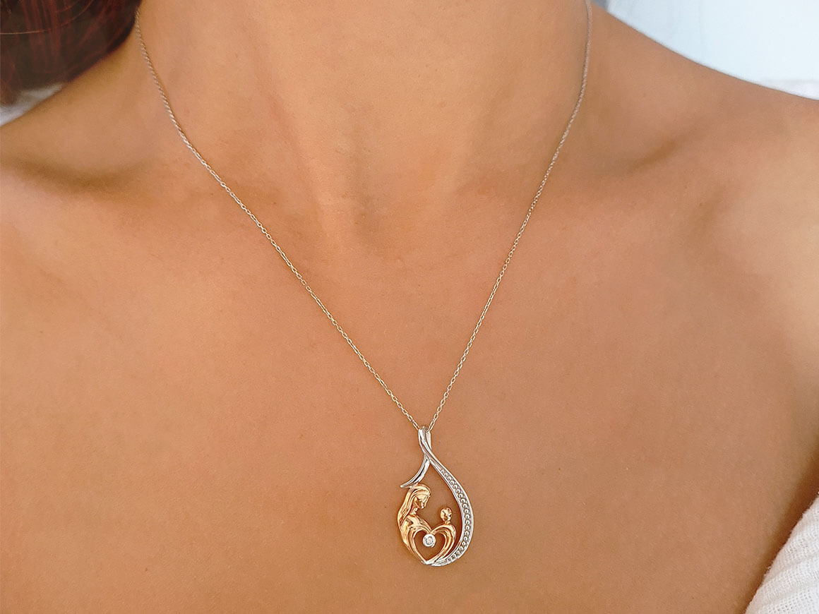 Diamond mother and child necklace