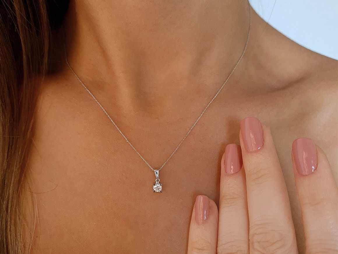 0,21 Karat Diamant Solitär Collier - handgefertigter Diamantschmuck aus Feingold | Sirius Diamant