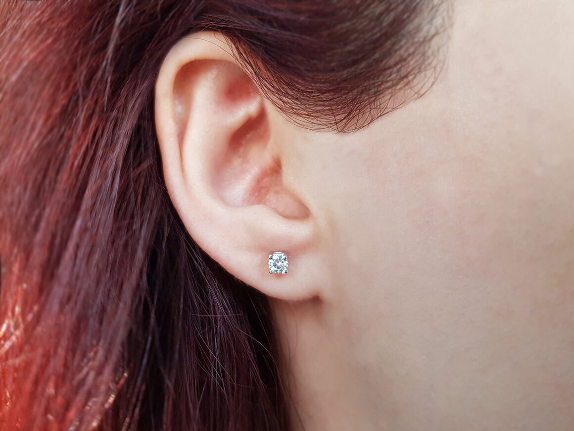 0,40 Carat Solitär Ohrstecker - handgefertigter Diamantschmuck aus Feingold | Sirius Diamant
