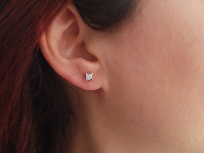 0.40 carat diamond solitaire earrings