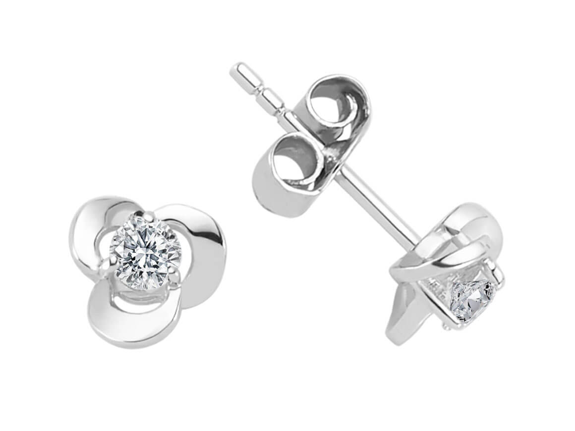 Diamond solitaire jewelry set in 14K white gold