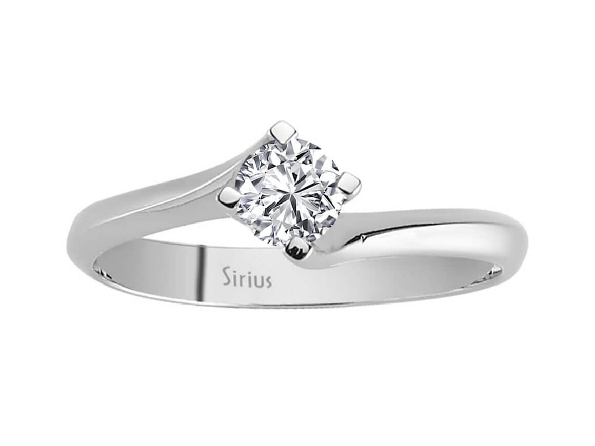 0.33 carat diamond solitaire ring in 14 K white gold