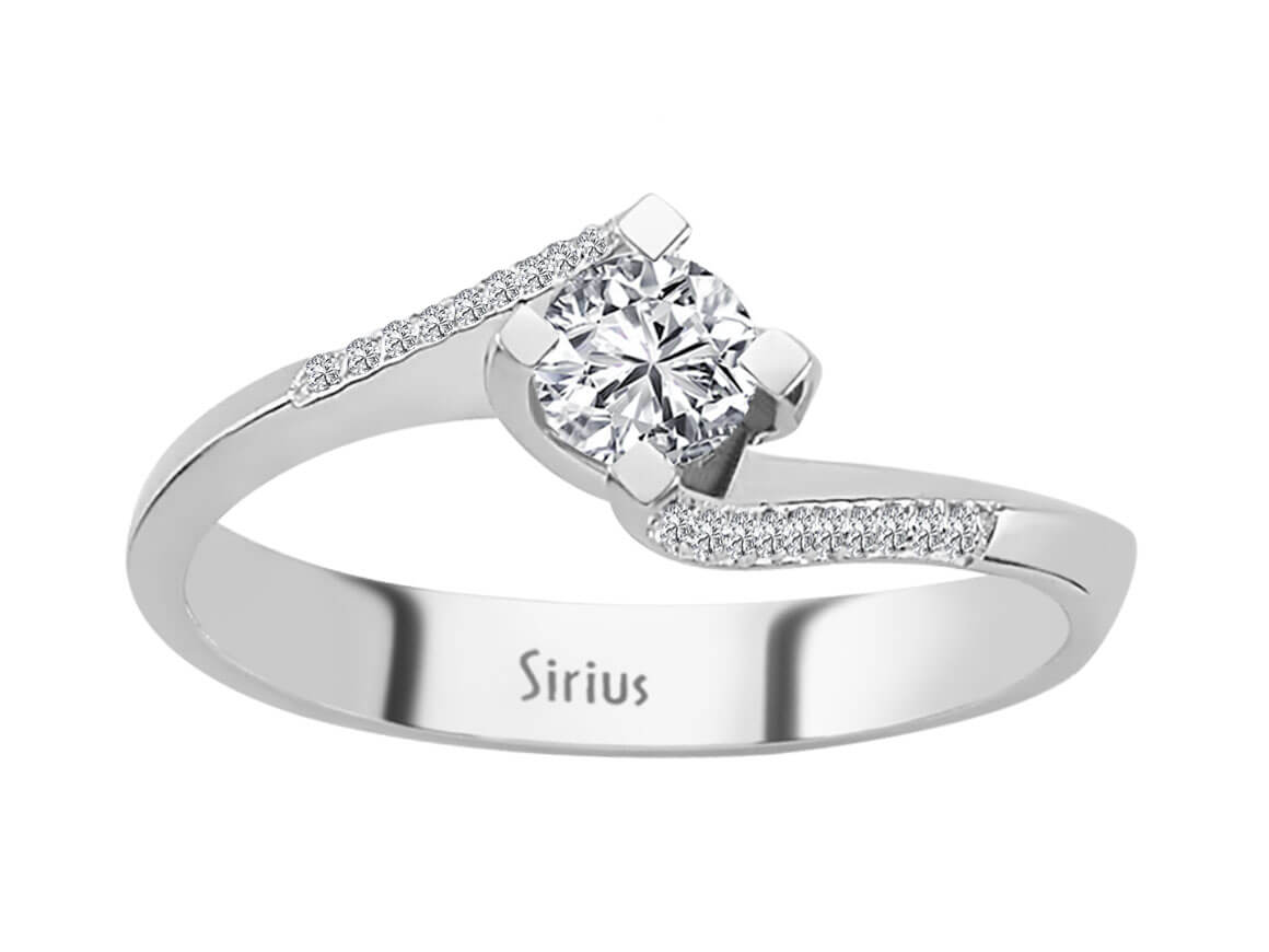 Total 0.30 carat diamond solitaire ring