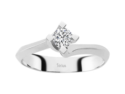 0.30 carat diamond solitaire ring in 18 K