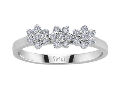 Diamond Tria Effect Daisy Jewelry Set in 8 K White Gold