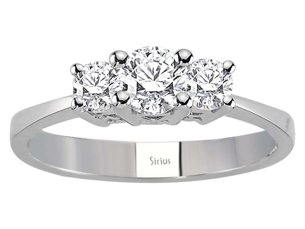 Bague trio de diamants de 0,57 carat en or blanc 18 carats