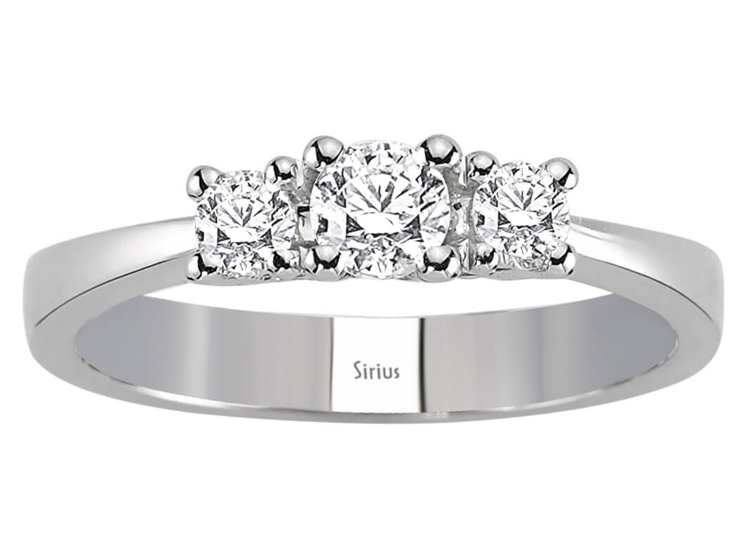 Bague trio de diamants de 0,42 carat en or blanc 14 carats