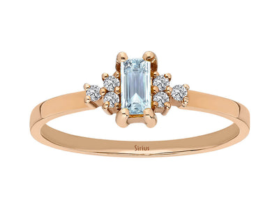 Diamond and baguette cut aquamarine ring in 14 carat red gold